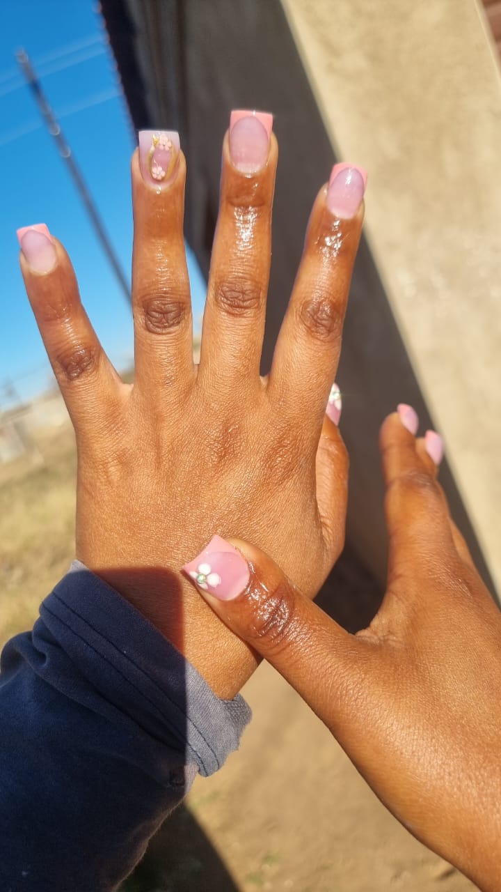 Kamo's Nails & Lashes — Buff & Shine