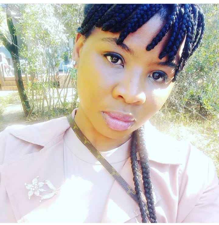 Thabisho Nakaphala – Pop of Colour
